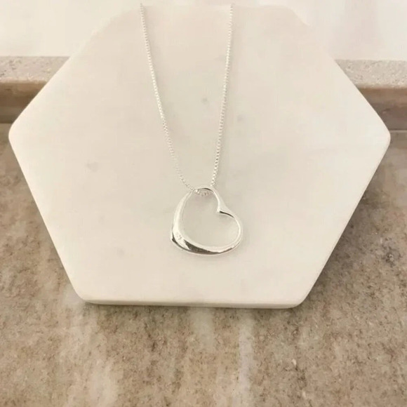 925 Sterling Silver Heart Pendant Necklace Heart Necklace - Picture 3 of 4